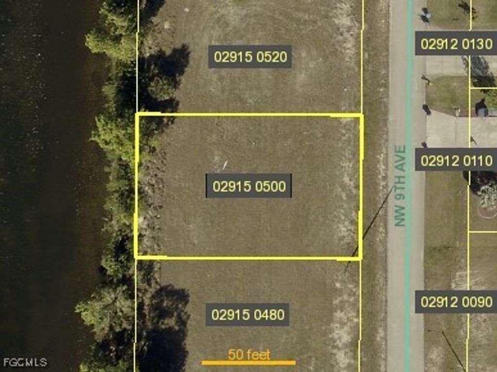1822 Nw 9th Ave, CAPE CORAL