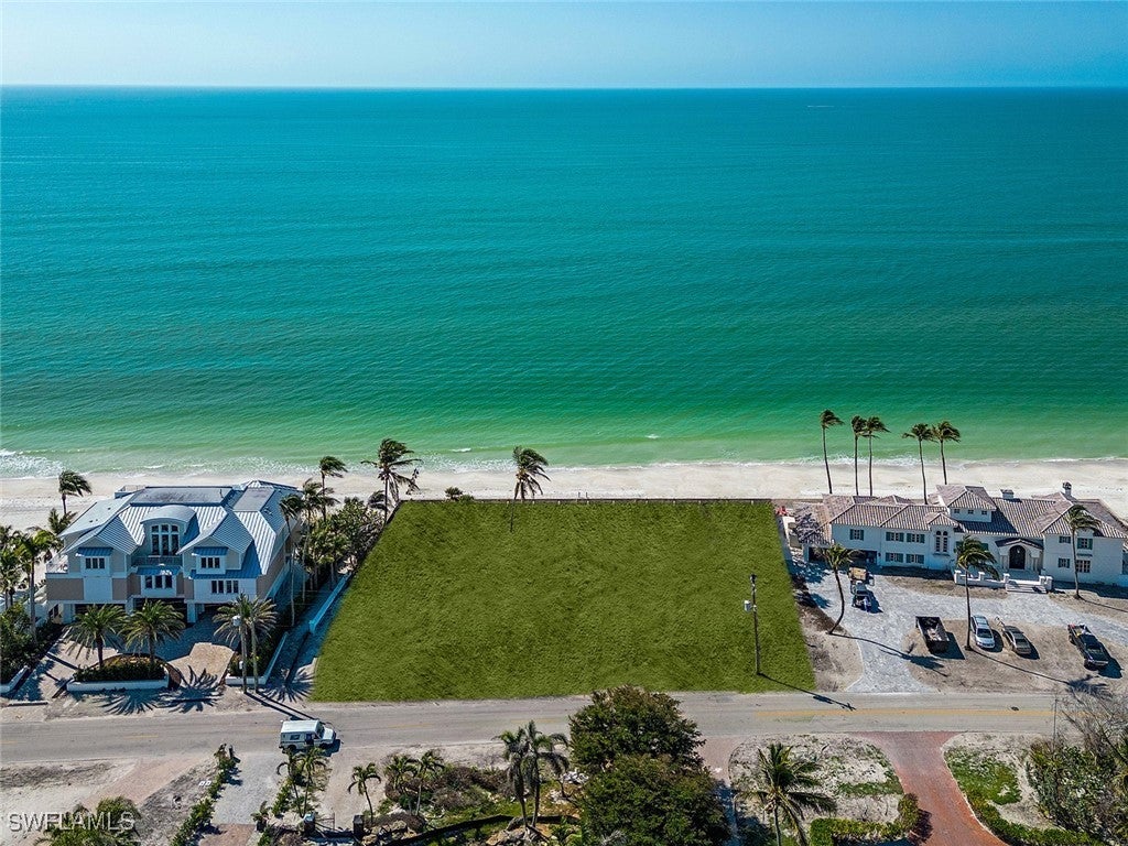 3600 Gordon Dr, Naples