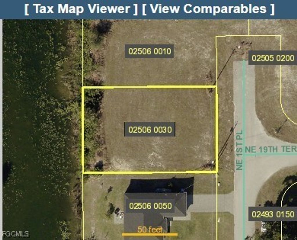 1916 Ne 1st Pl, CAPE CORAL