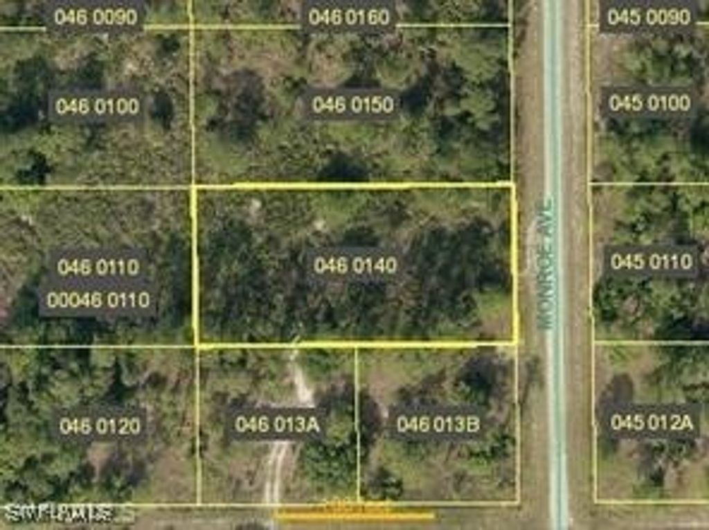 1103 Monroe Ave, Lehigh Acres