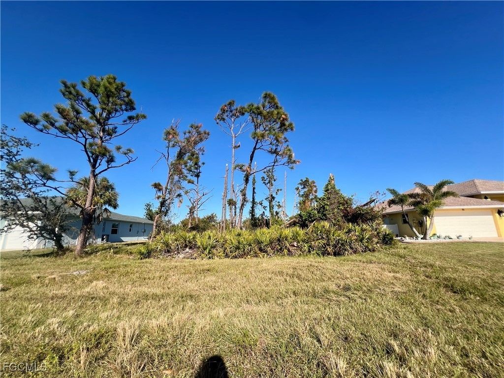 84 Fairway Rd, ROTONDA WEST