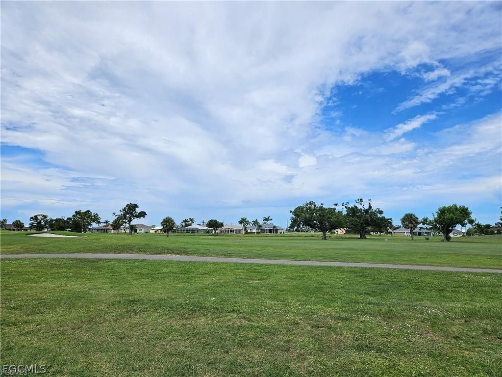 1528 Nw 28th Ave, CAPE CORAL