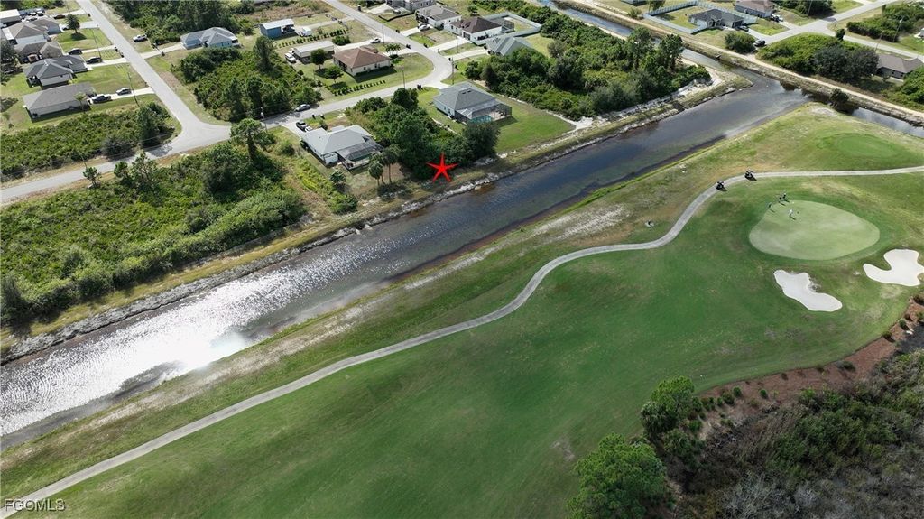 105 Paddock St, LEHIGH ACRES