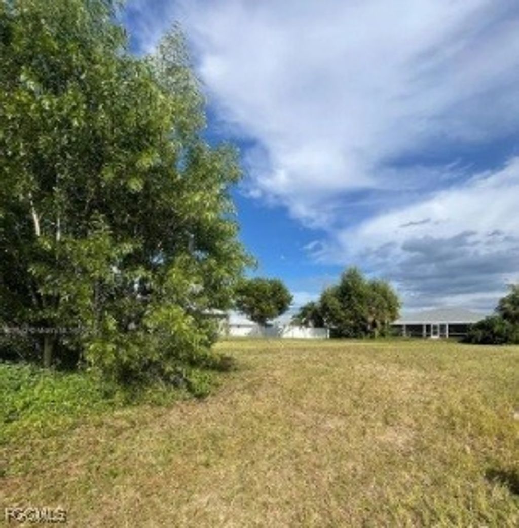 3503 Sw 15th Ave, Cape Coral