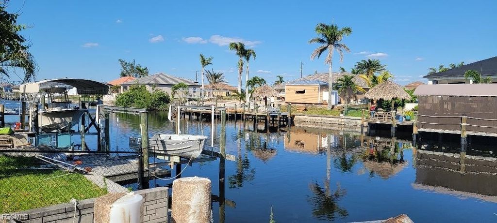 7 Old Burnt Store Rd N, Cape Coral