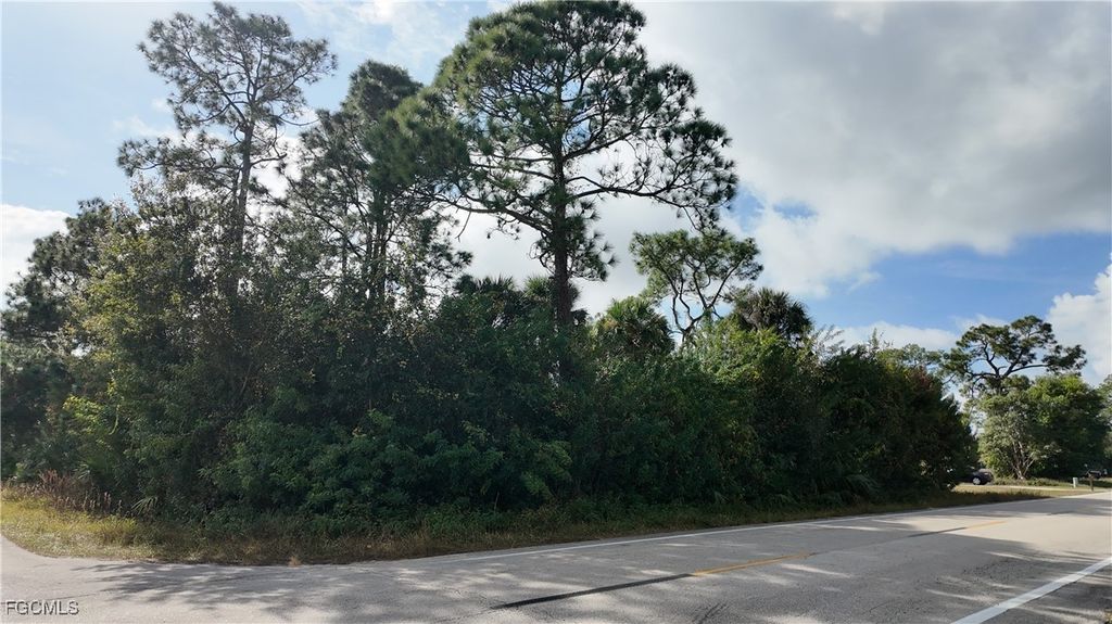 1806 E 10th St, Lehigh Acres