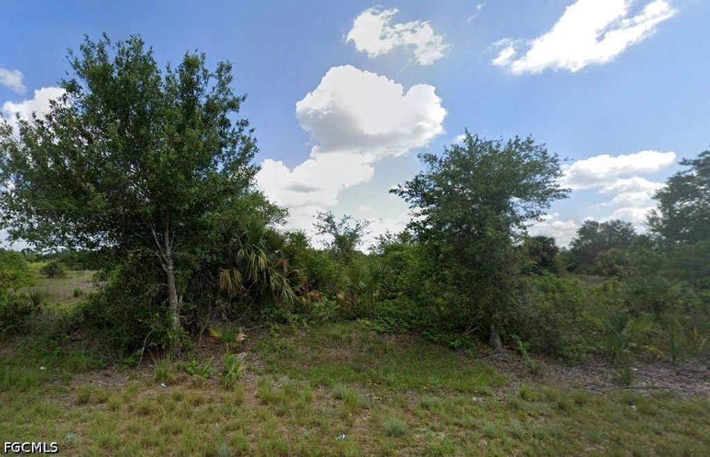 3353 Meadow Rd, LEHIGH ACRES