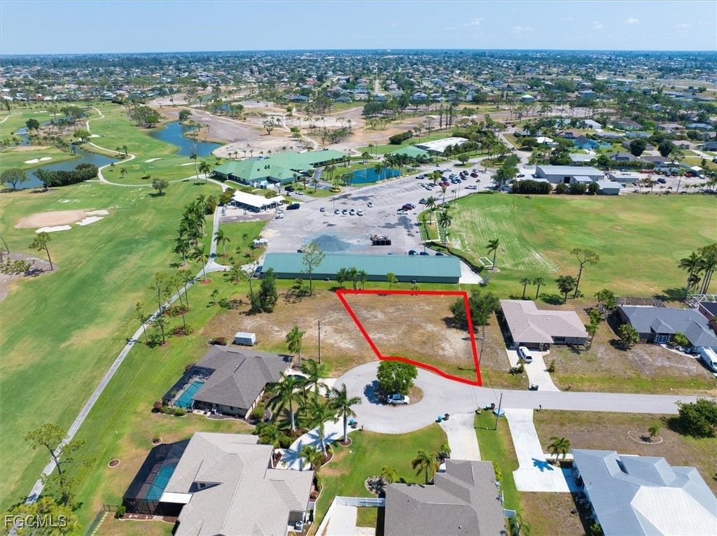 1011 Sw 21st Ln, Cape Coral