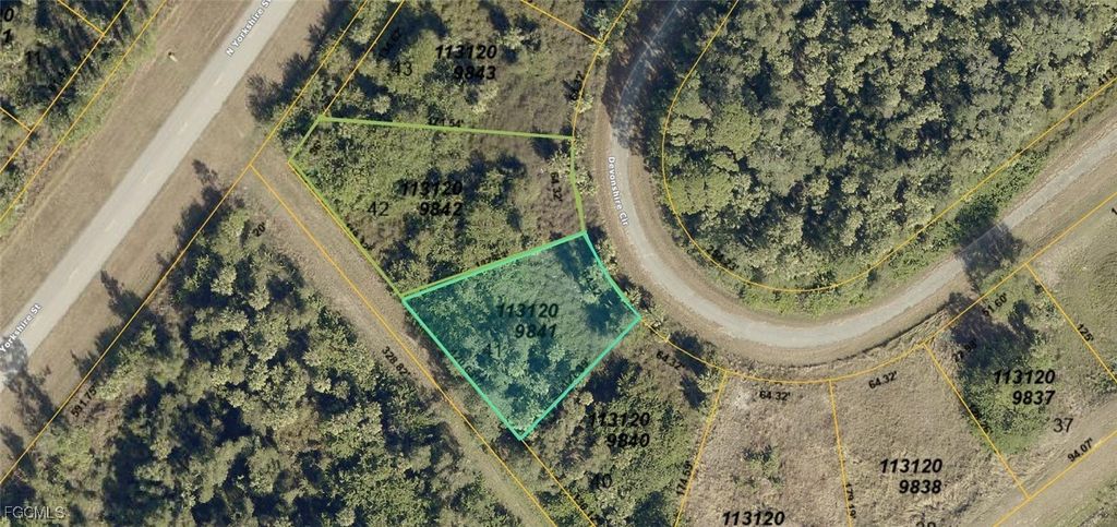 1131209841 & 1131209842 Devonshire Cir, NORTH PORT