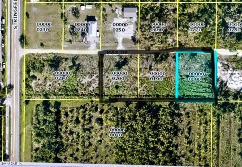 7465, 7448, 7421 Max Dr, Bokeelia