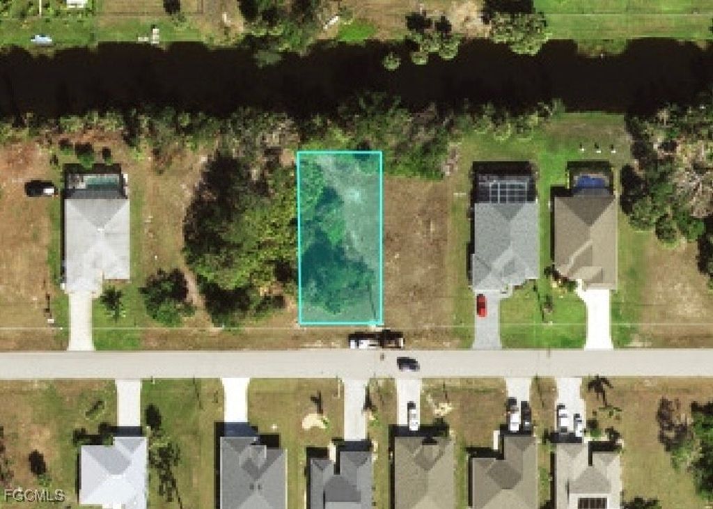 130 Albatross Rd, ROTONDA WEST