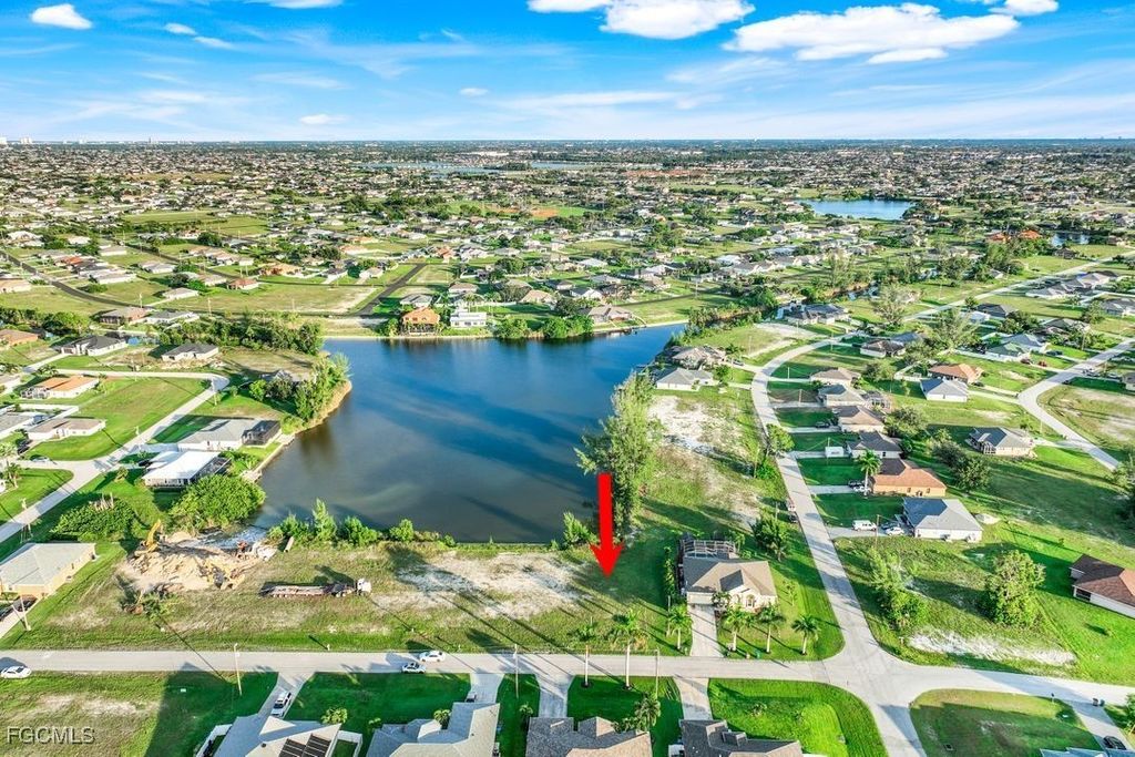 1305 Nw 20th Ct, CAPE CORAL