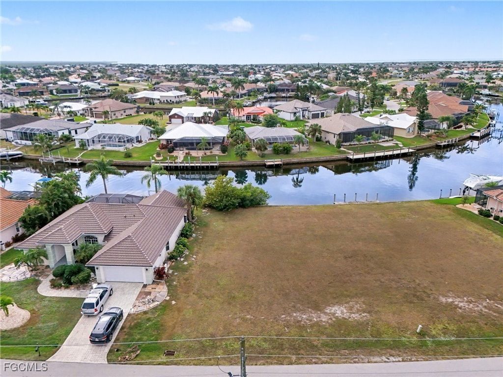 1247 Pine Siskin Dr, PUNTA GORDA