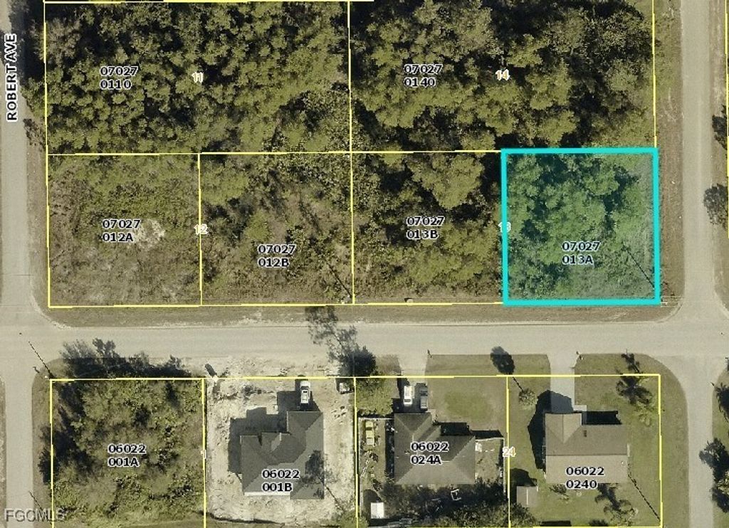 2507 E 10th St, LEHIGH ACRES