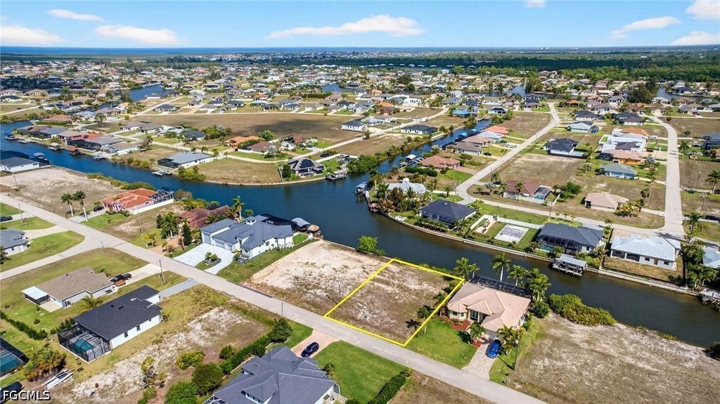 3311 Nw 18th Ter, Cape Coral