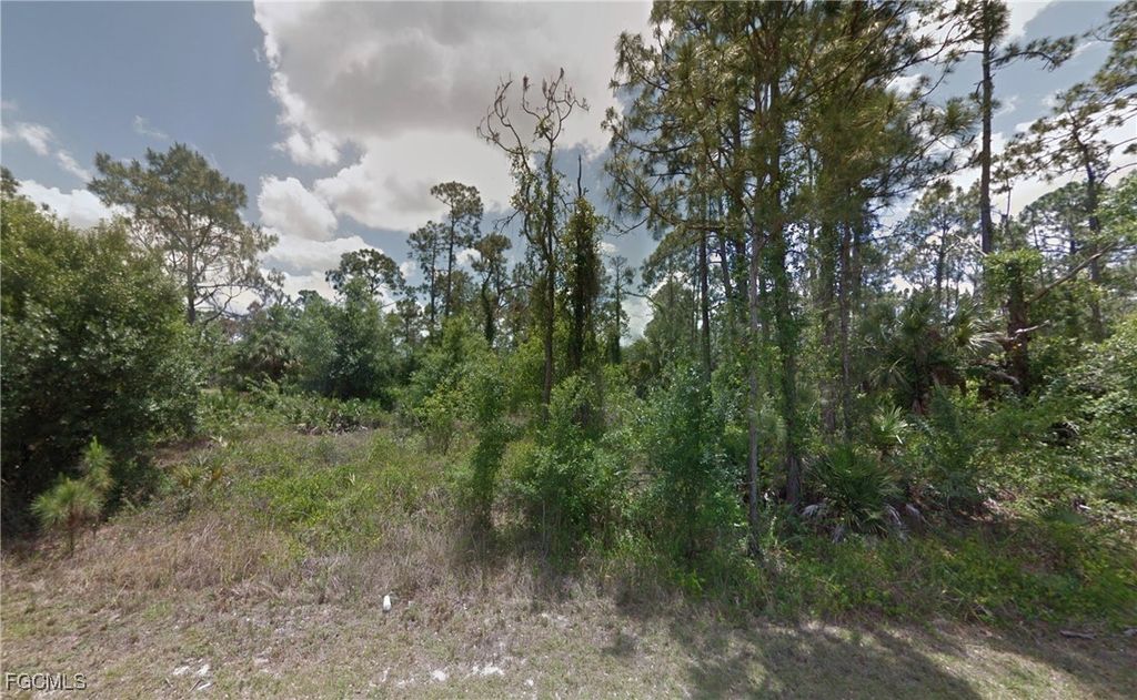 3404 E 14th St, LEHIGH ACRES