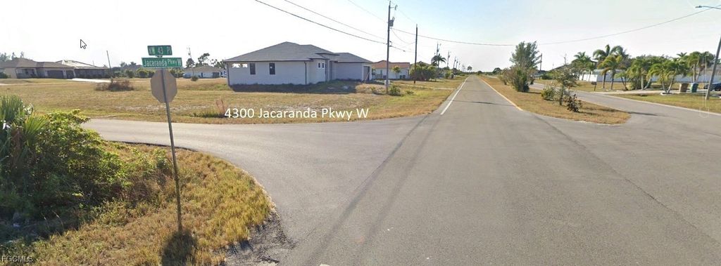 4300 Jacaranda Pkwy W, Cape Coral