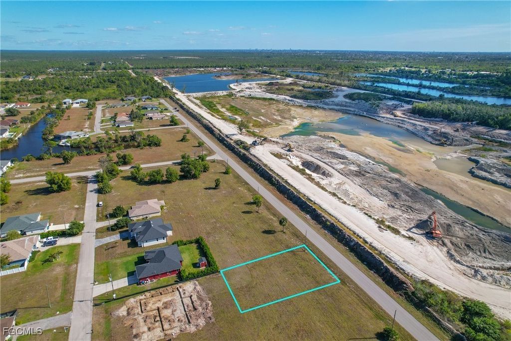 3905 Caloosa Pkwy N, CAPE CORAL