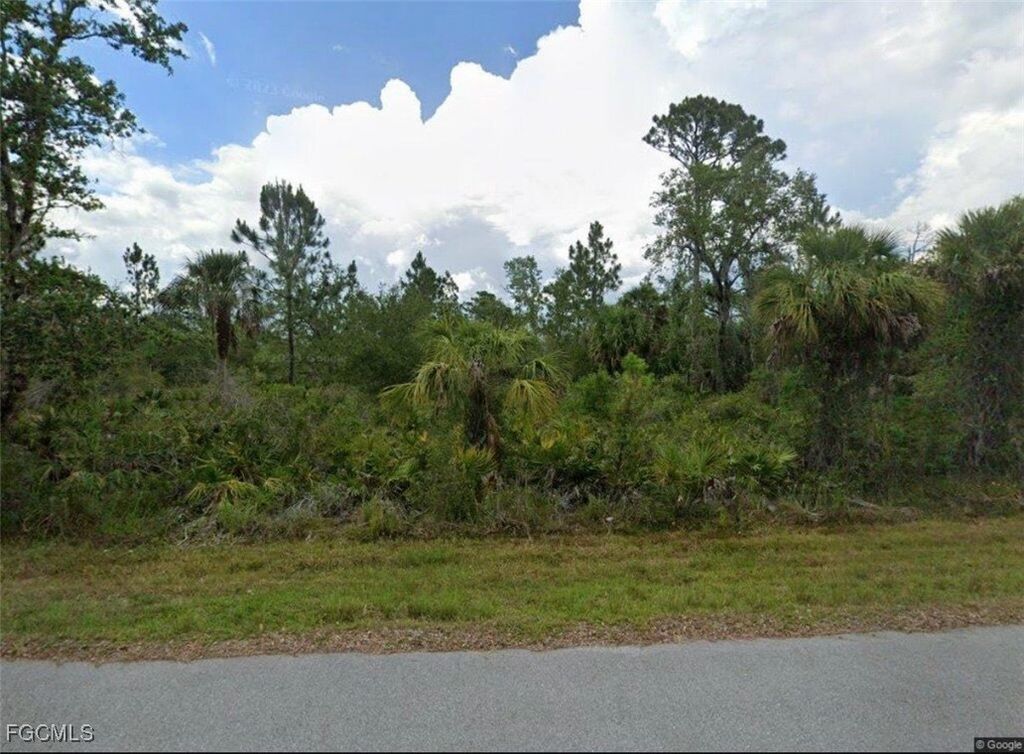 Littlefield Ln, North Port