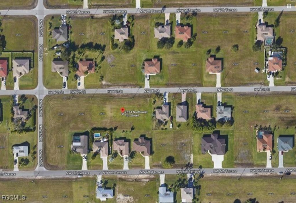 2524 Nw 7th St, CAPE CORAL