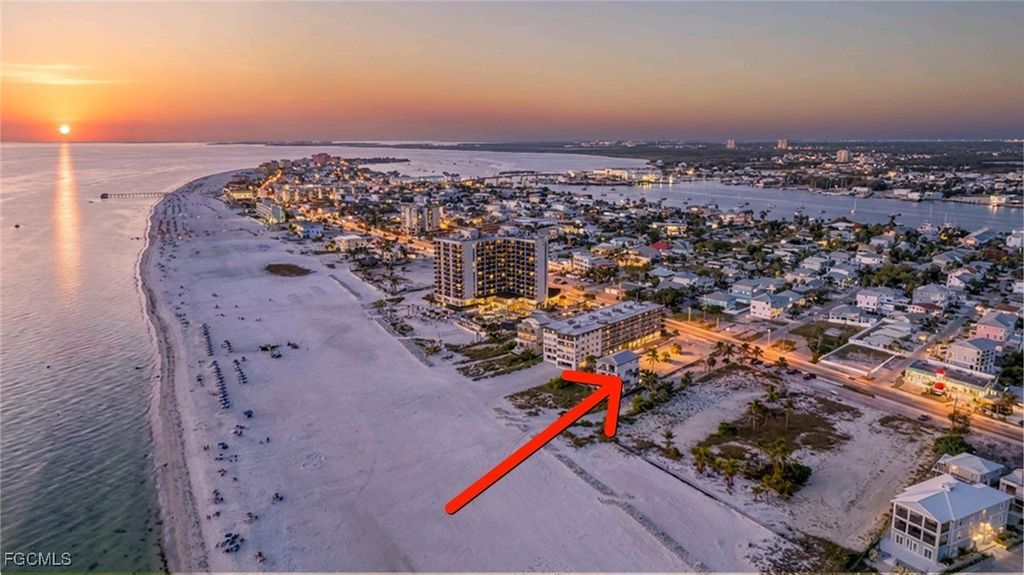 2096 Estero Blvd, FORT MYERS BEACH