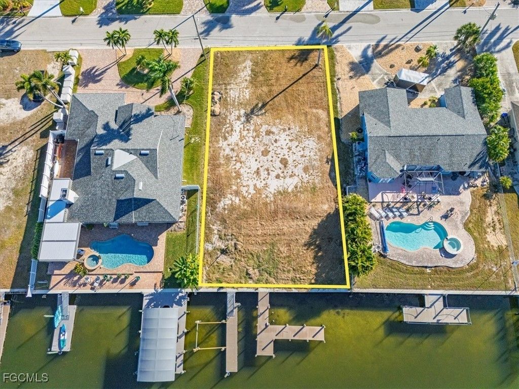 18164 Cutlass Dr, FORT MYERS BEACH