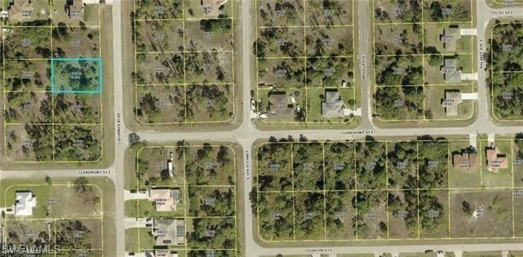 326 Columbus Blvd S, Lehigh Acres