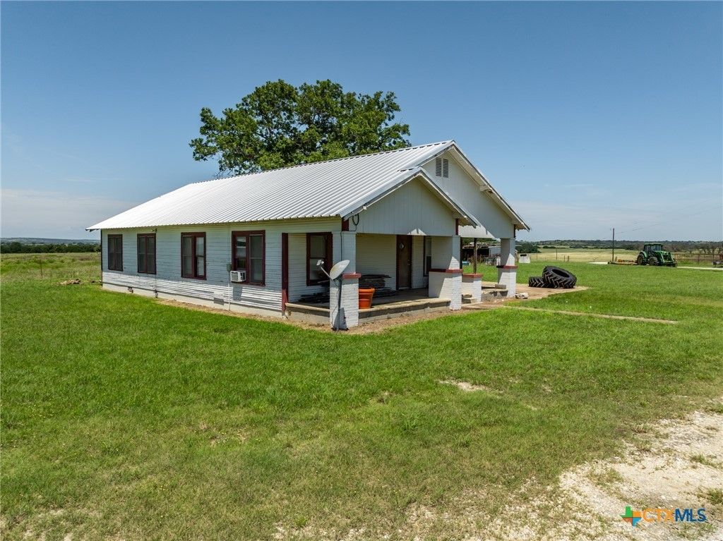 3485 County Road 530, Evant