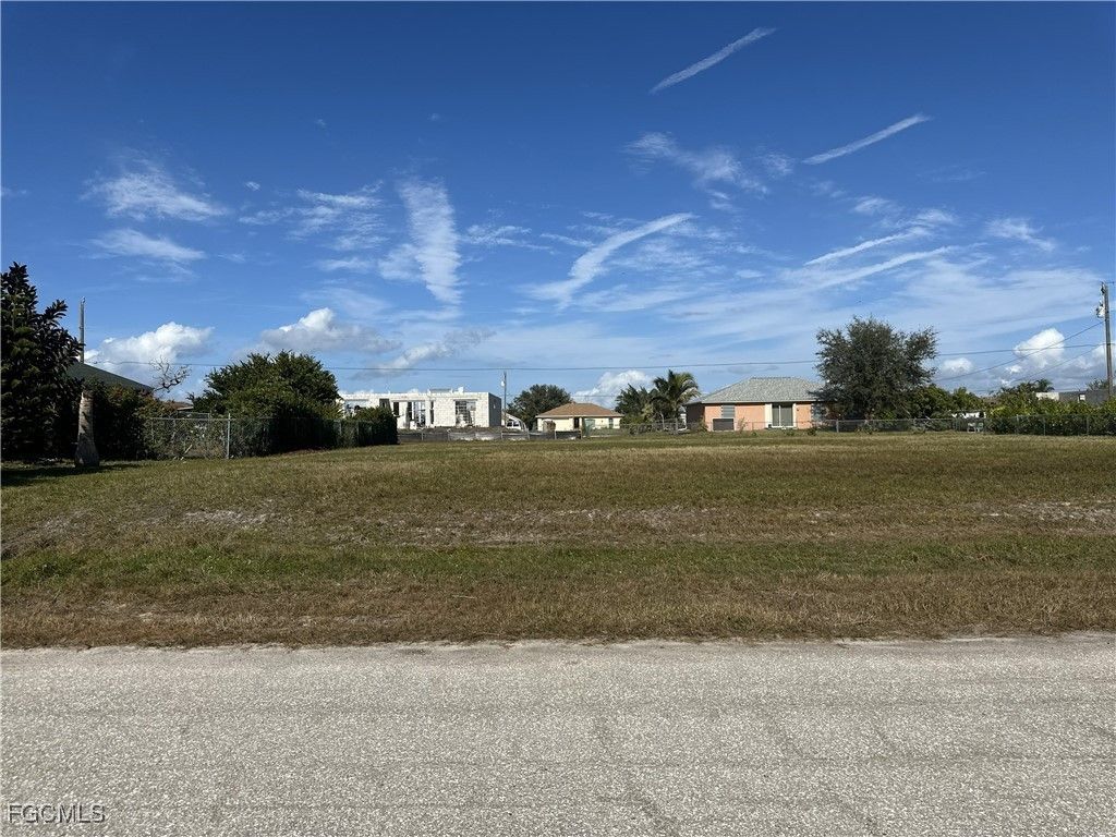 2701 Nw 7th Ter, Cape Coral
