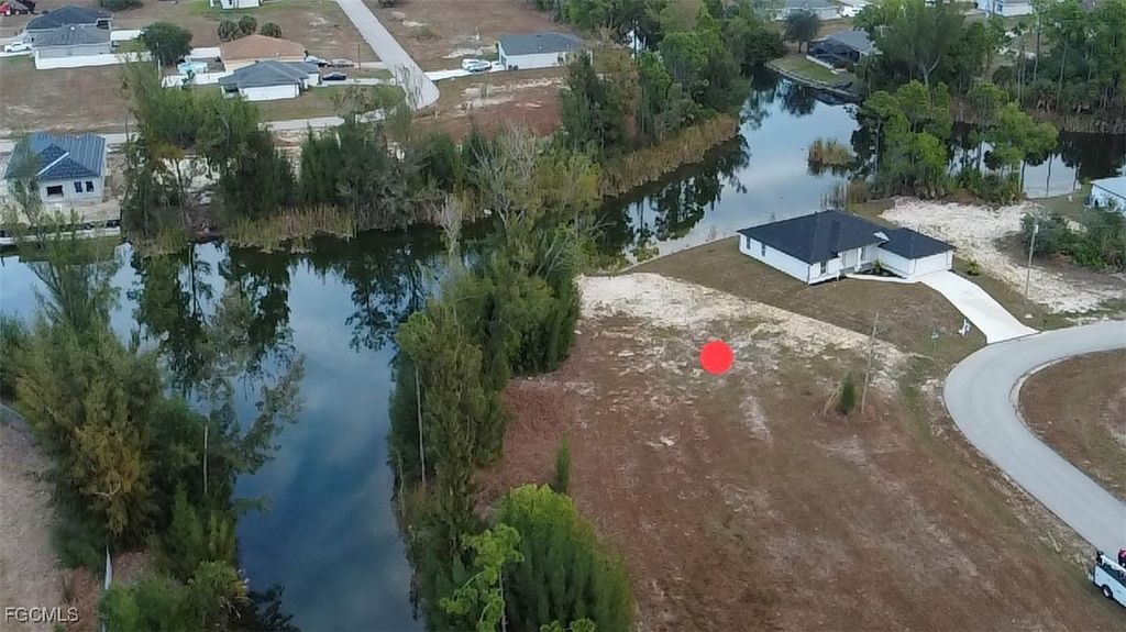 3834 Ne 23rd Ave, Cape Coral
