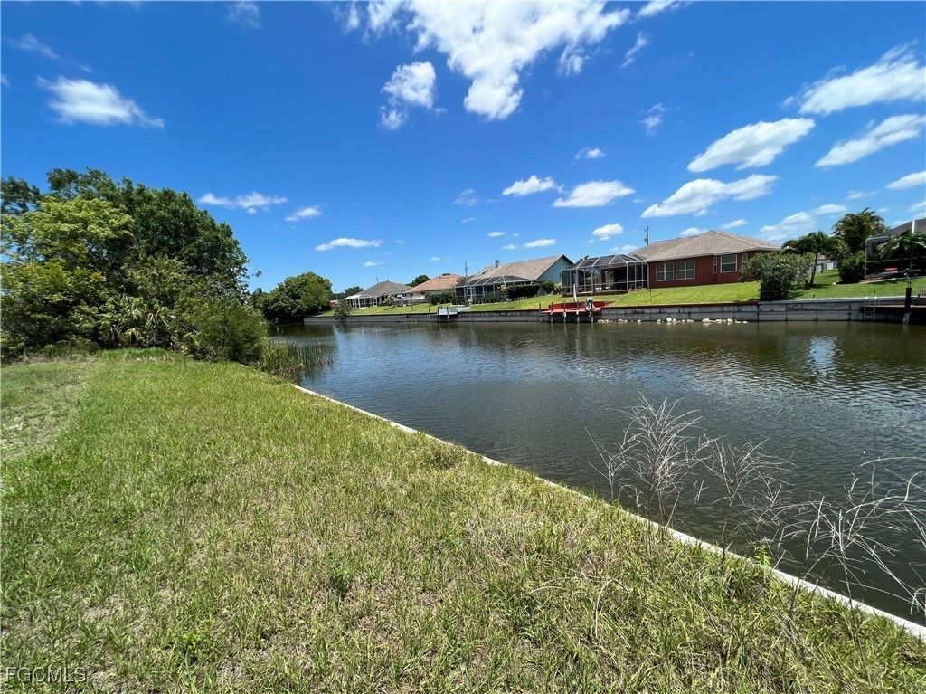 31 Ne 12th Ct, CAPE CORAL