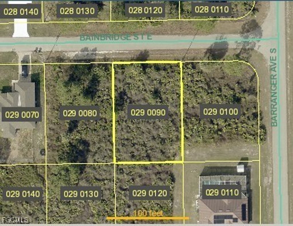 1120 Bainbridge St, Lehigh Acres