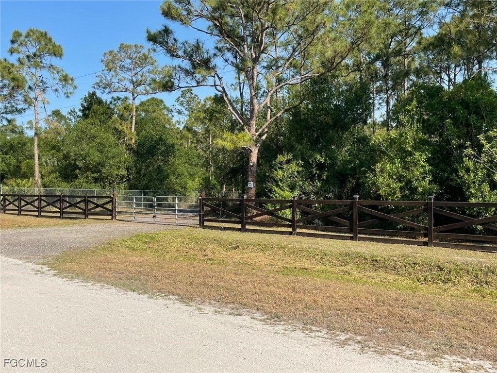 783 Pine Cone Ave, MONTURA RANCHES