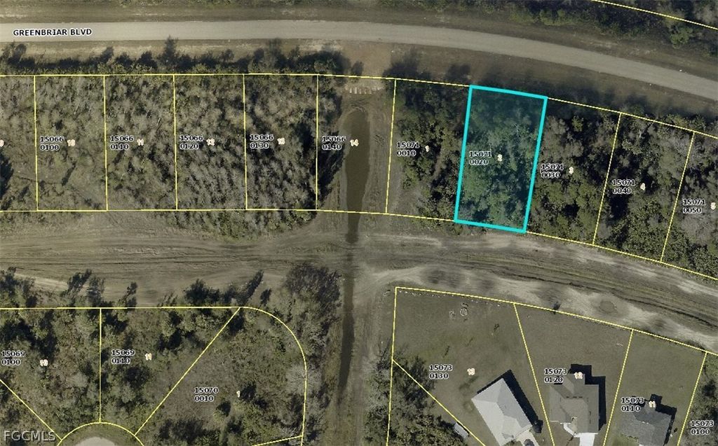 427 Greenbriar Blvd, Lehigh Acres