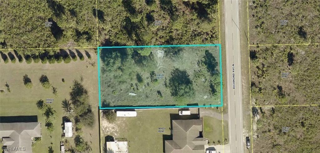 909 Richmond Ave N, Lehigh Acres