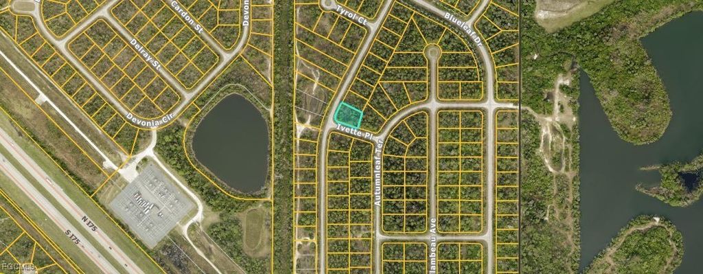 Lot 9 Blueleaf Dr, North Port