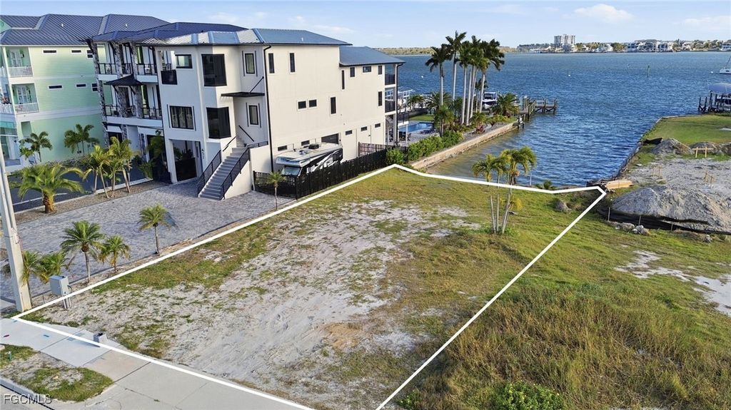 475 Estero Blvd, FORT MYERS BEACH