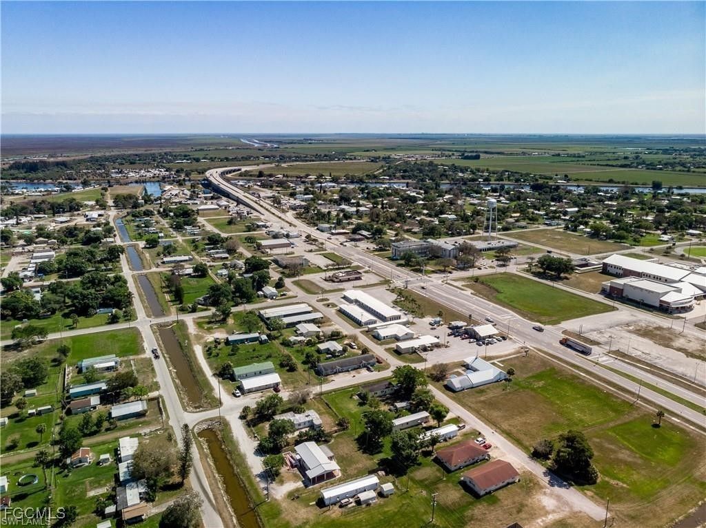 600 & 642 U S Hwy 27, Moore Haven