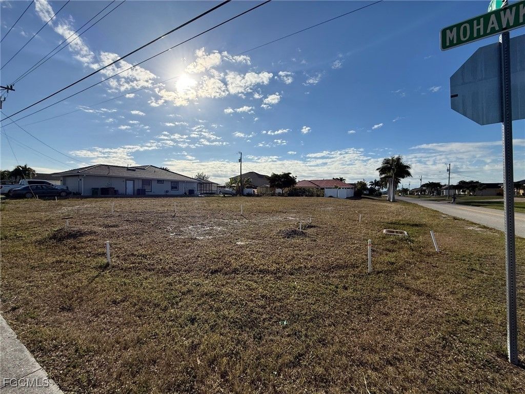 1156 Mohawk Pkwy, CAPE CORAL