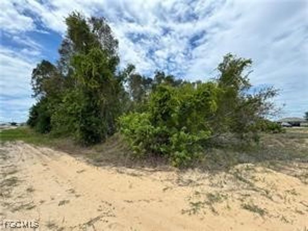 85 Milwaukee Blvd, LEHIGH ACRES