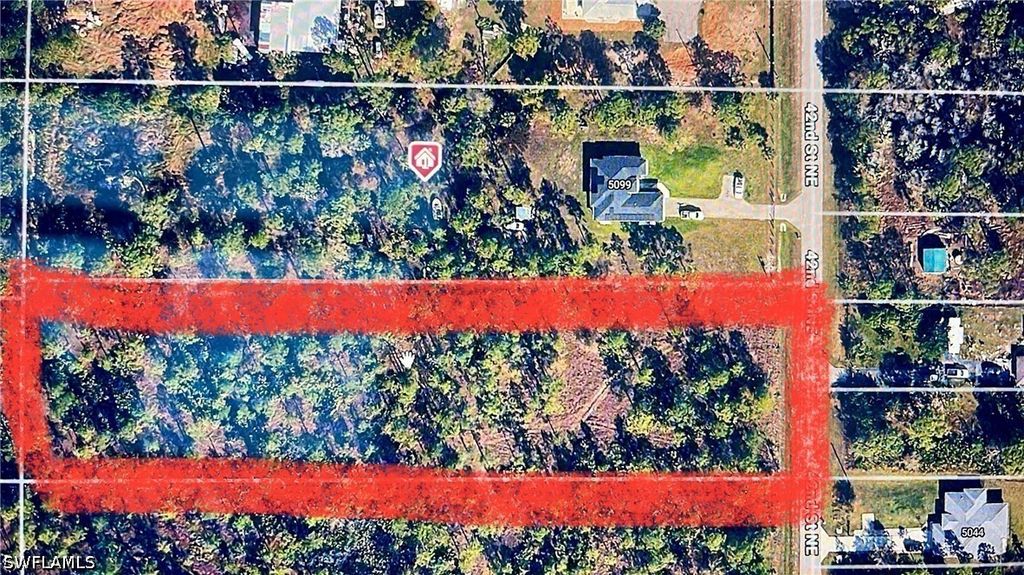 42nd St Ne, Naples