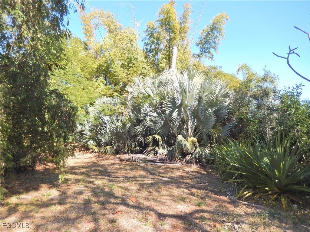 222 Se 46th Ter, CAPE CORAL