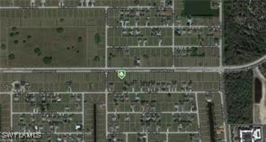 2114 Diplomat Pkwy E, Cape Coral