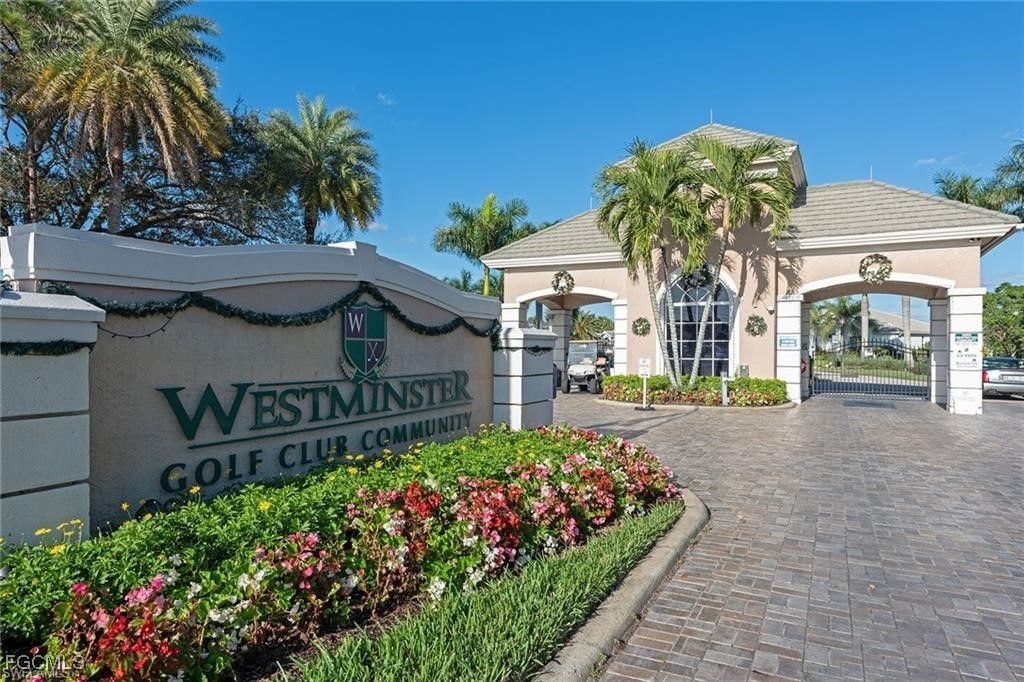 2020 Oxford Ridge Cir, Lehigh Acres