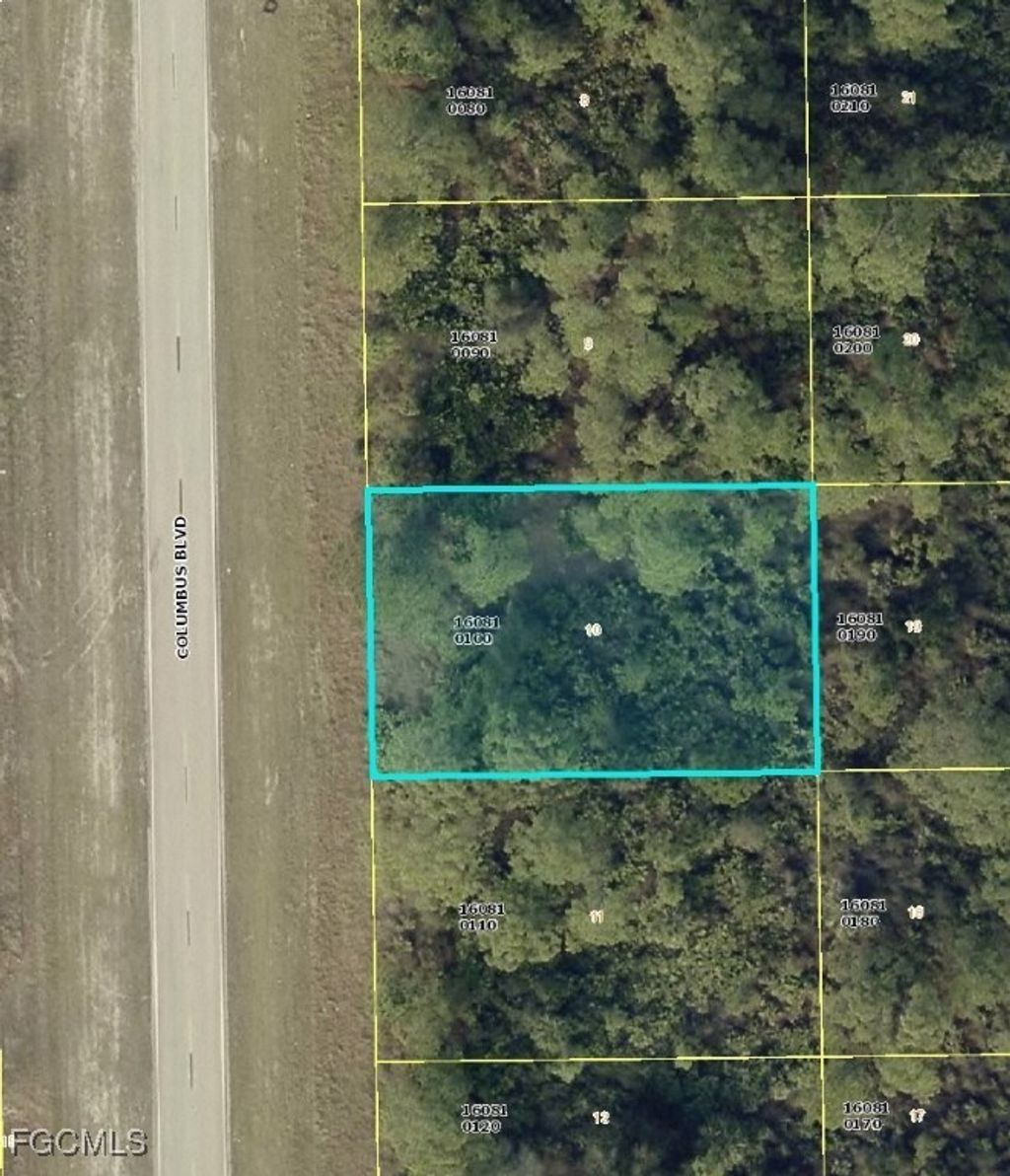 649 Columbus Blvd S, Lehigh Acres