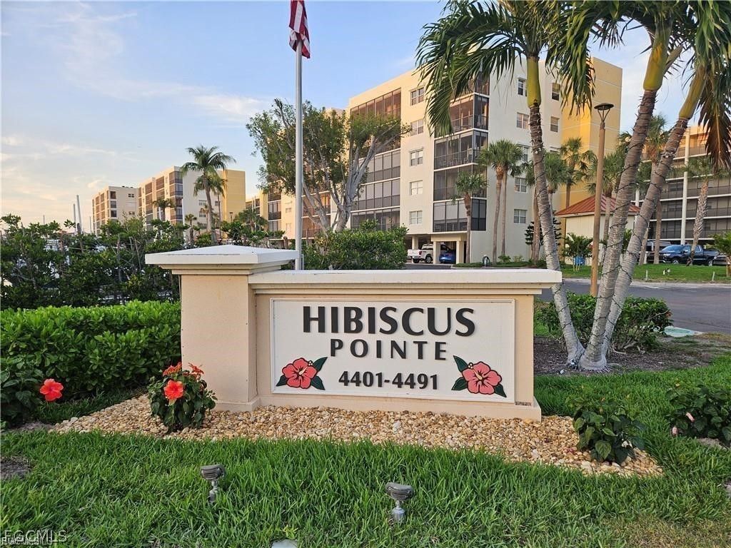 Hibiscus Pointe #82 Bay Beach Ln, Fort Myers Beach