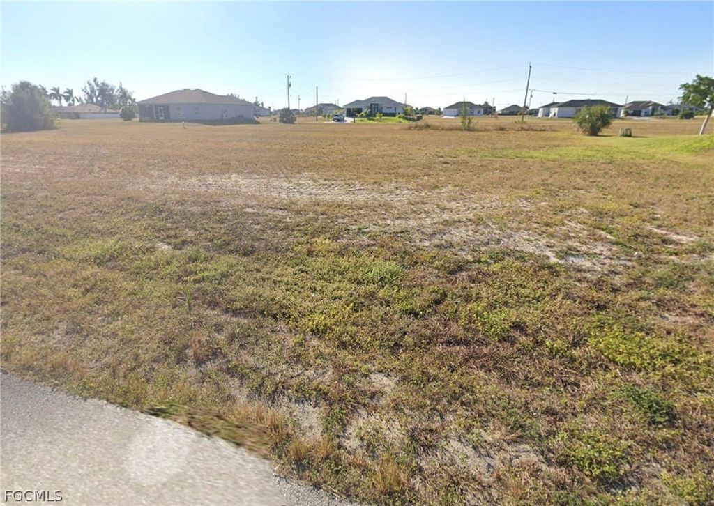 3438 Nw 44th Pl, Cape Coral