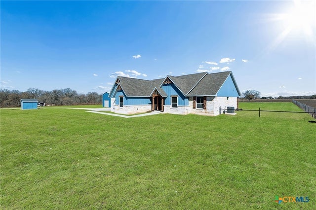 5476 County Road 427, Stockdale