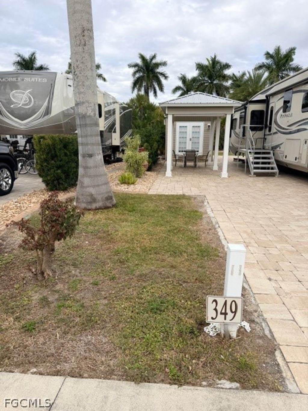 10329 Fire Flag Trl, FORT MYERS
