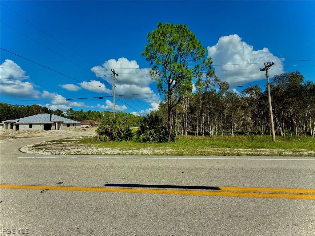 1001/1003 Homestead Rd S, LEHIGH ACRES